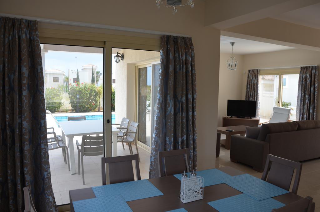 Anthorina Villa 8 โปรทาราส ภายนอก รูปภาพ